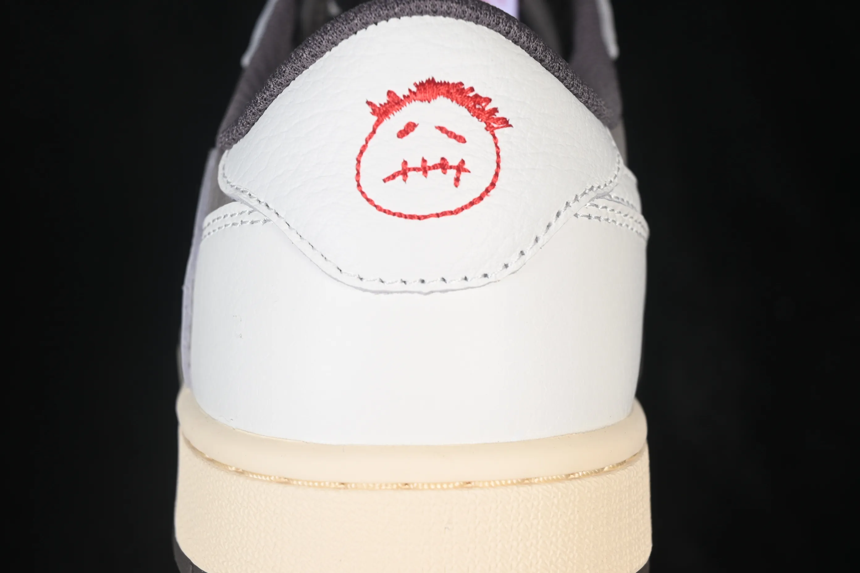 All categories Air Jordan Jordan series basketball shoes Air Jordan 1 Low ZG version Travis Scott x Air Jordan 1 Low OG AJ1 Joe 1 undercut low top full head layer DM7866-162